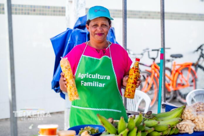 feira-da-agricultura-familiar-aproxima-produtores-e-consumidores-em-teixeira-de-freitas