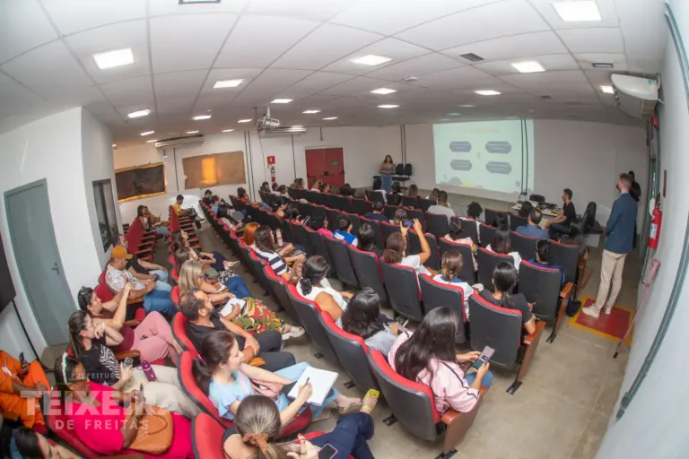 projeto-de-extensao-primeiros-socorros-nas-escolas-reune-mais-de-100-profissionais-da-atencao-basica-em-teixeira-de-freitas